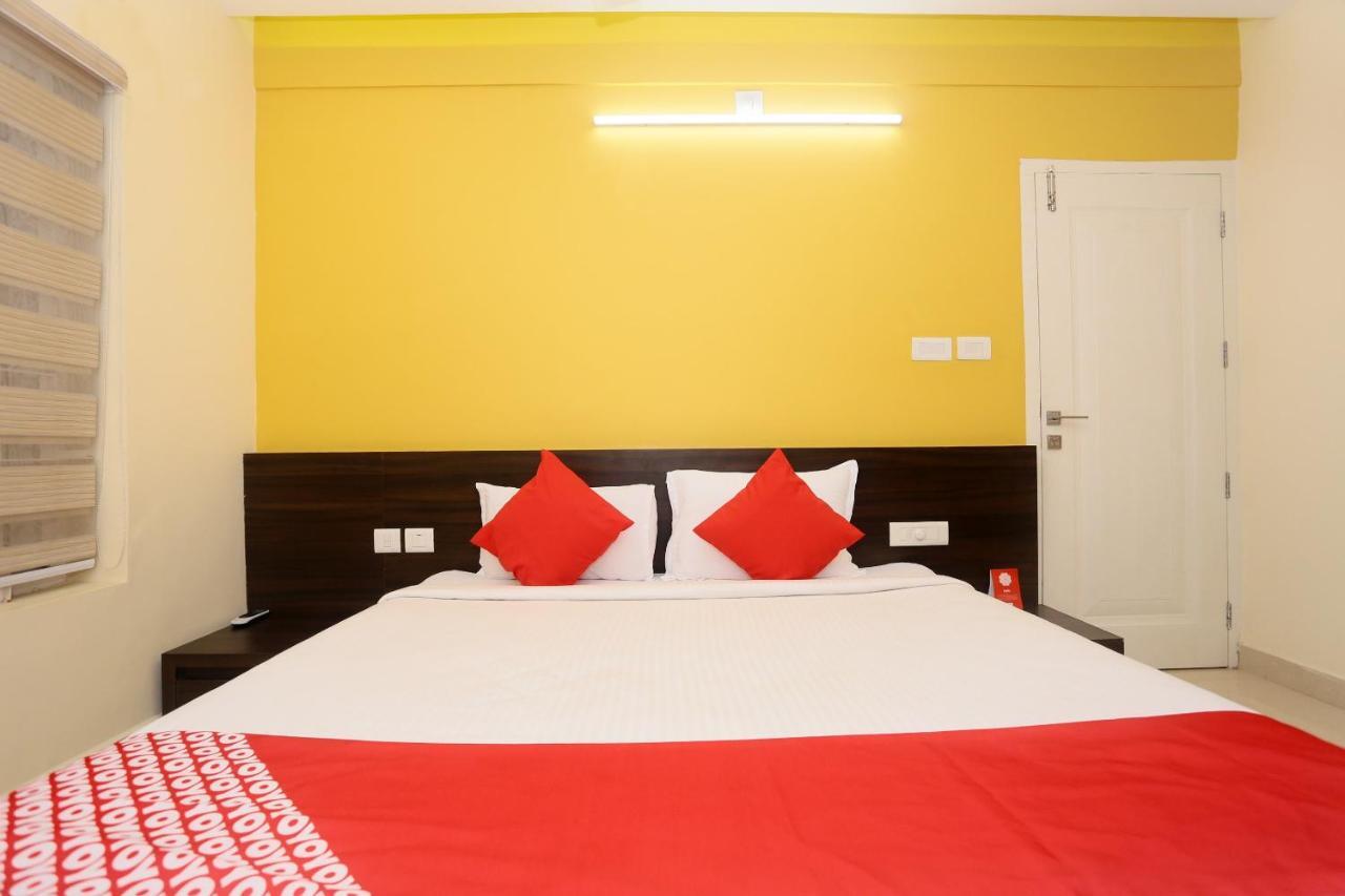 Hotel Ambalath Maple Leaves