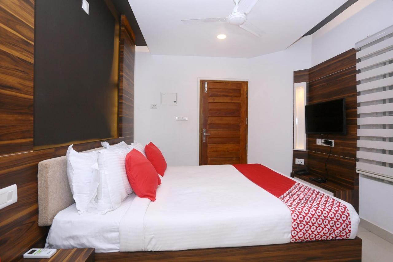 Ambalath Maple Leaves Hotel 3*